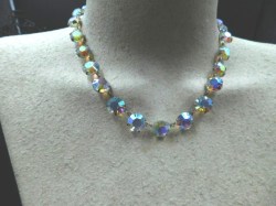 CLEAR AURORA NECKLACE A